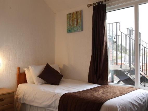 בארי Aberthaw House Hotel מראה חיצוני תמונה